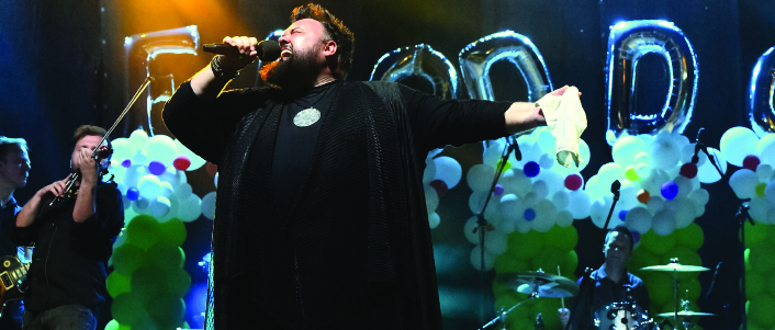 Proslava 25 godina Froddo branda: Spektakularan koncert Jacquesa Houdeka na središnjem trgu u Ivancu Proslava 25 godina Froddo branda: Spektakularan koncert Jacquesa Houdeka na središnjem trgu u Ivancu