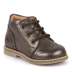 Children's shoes picture