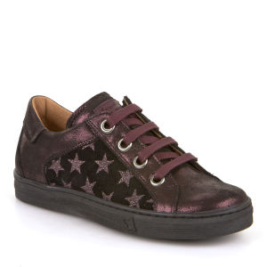 Children's shoes picture